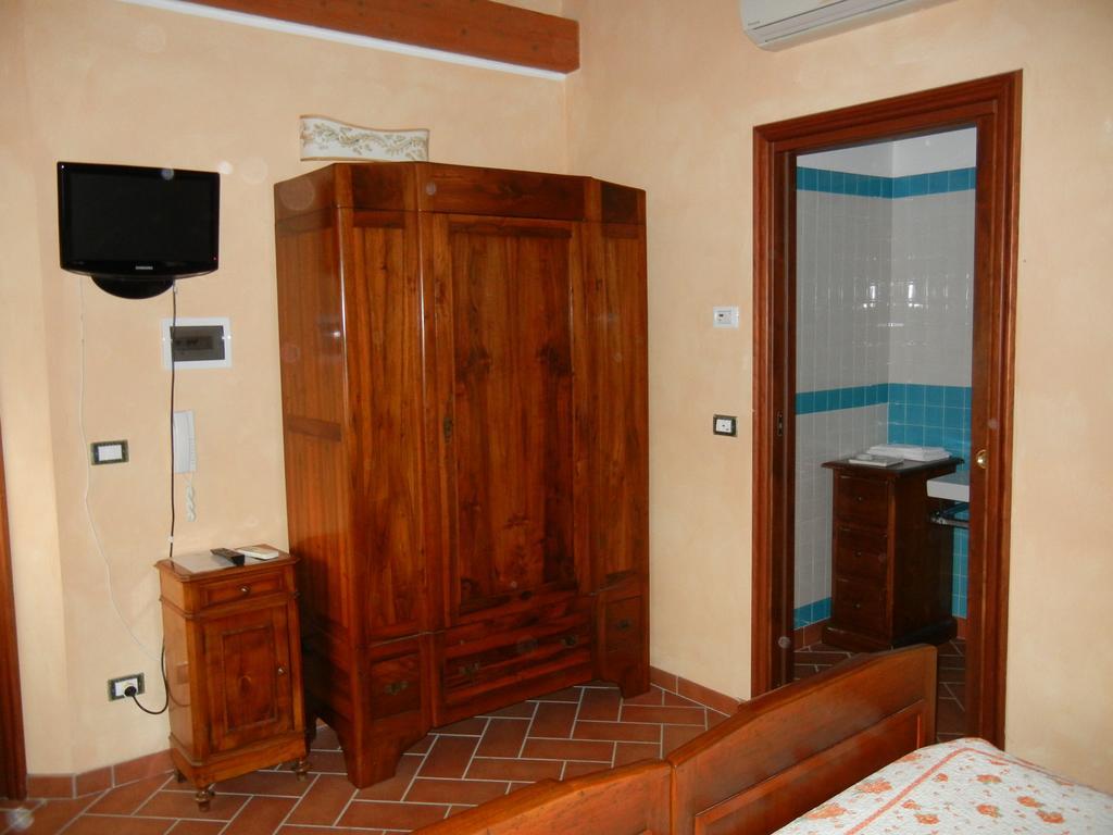 La Colombarola Agriturismo Farneto Екстериор снимка