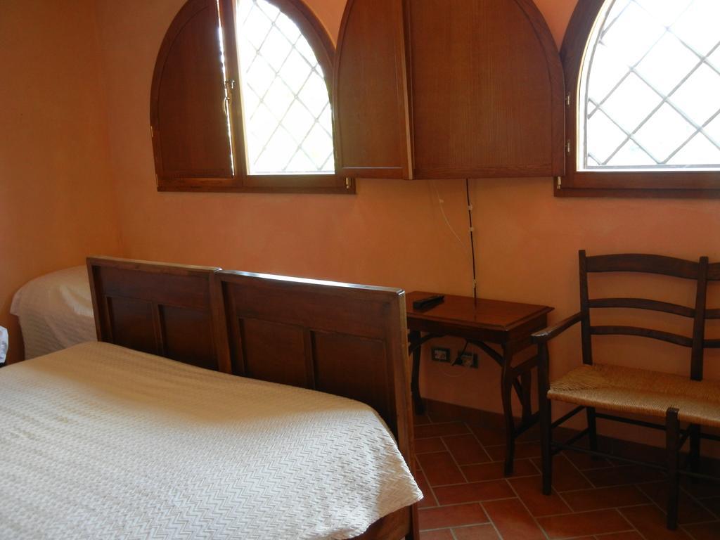 La Colombarola Agriturismo Farneto Екстериор снимка