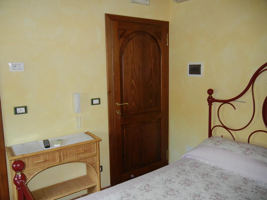 La Colombarola Agriturismo Farneto Екстериор снимка